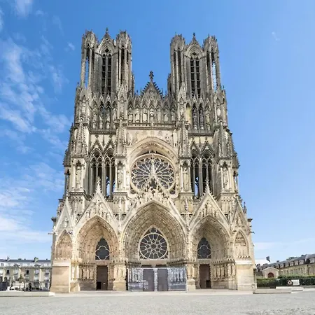 Maison Zola - 4 Chaleureuses Daire *